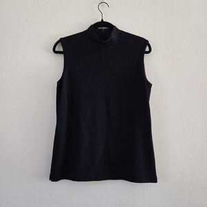 St. Johns Basics Black Sleeveless Turtleneck Top with Zipper Closure